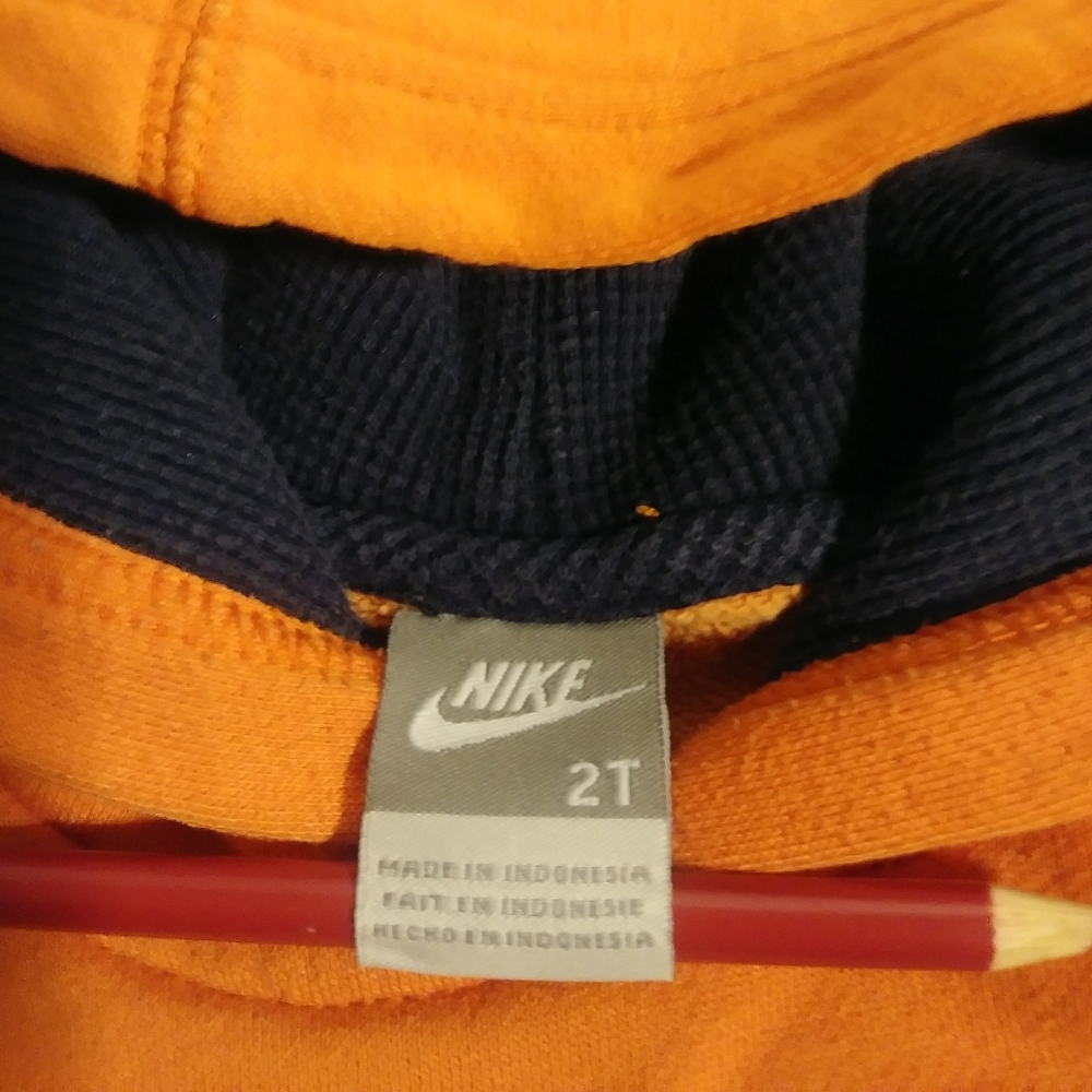 Nike orange pullover jacket - Picture 2 of 5